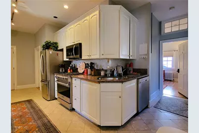 92 Pelham Street #1, Newport, RI 02840 - Photo 10