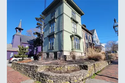 92 Pelham Street #1, Newport, RI 02840 - Photo 2