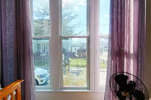 92 Pelham St, Newport, RI 02840 - Photo 16