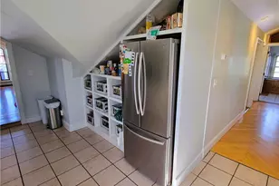 92 Pelham St, Newport, RI 02840 - Photo 4