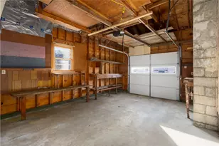 130 Brentwood Ave, Warwick, RI 02886 - Photo 34