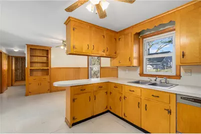 130 Brentwood Avenue, Warwick, RI 02886 - Photo 10