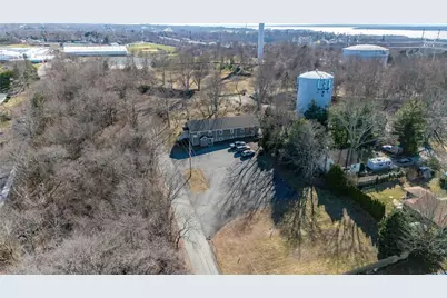 35 Dyer Street, Portsmouth, RI 02871 - Photo 14