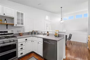 115 Cardinal Dr, North Kingstown, RI 02852 - Photo 14