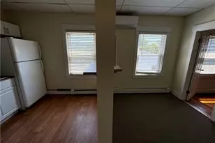 38 Freebody St, Newport, RI 02840 - Photo 4