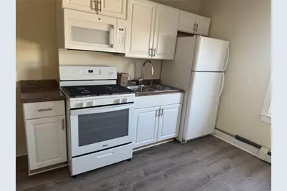 38 Freebody Street #303, Newport, RI 02840 - Photo 2