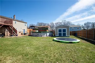 58 Schofield St, West Warwick, RI 02893 - Photo 2