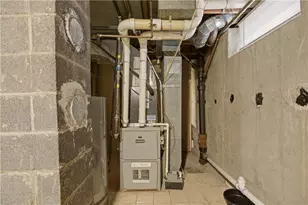 12 Roosevelt St, North Providence, RI 02904 - Photo 34