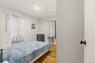 12 Roosevelt St, North Providence, RI 02904 - Photo 20