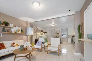 518 Lonsdale Ave, Pawtucket, RI 02863 - Photo 2