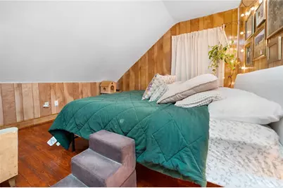 518 Lonsdale Avenue, Pawtucket, RI 02863 - Photo 12