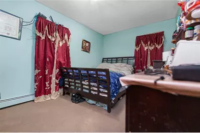 518 Lonsdale Avenue, Pawtucket, RI 02863 - Photo 14