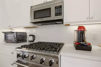 165 Newport Harbor Drive, Portsmouth, RI 02871 - Photo 12