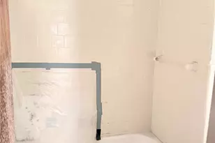 7 Shippee Ave, West Warwick, RI 02893 - Photo 18