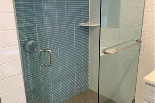 33 Dennison St, Newport, RI 02840 - Photo 12