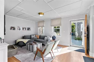 17 West St, Newport, RI 02840 - Photo 4