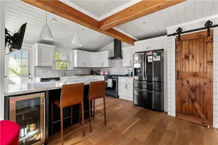 17 West St, Newport, RI 02840 - Photo 10