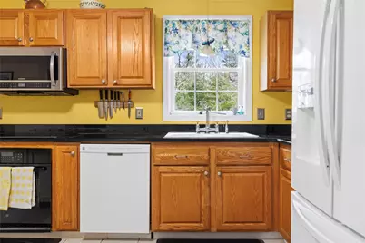 358 Shannock Road, South Kingstown, RI 02879 - Photo 6