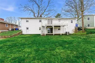 137 Monterey Dr, West Warwick, RI 02893 - Photo 16