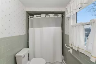 137 Monterey Dr, West Warwick, RI 02893 - Photo 10