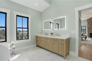 980 Green End Ave Ave, Middletown, RI 02842 - Photo 28