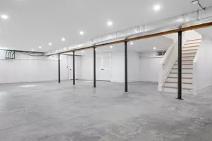 980 Green End Ave Ave, Middletown, RI 02842 - Photo 40