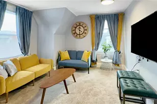 18 Adelphi Ave, Providence, RI 02906 - Photo 32