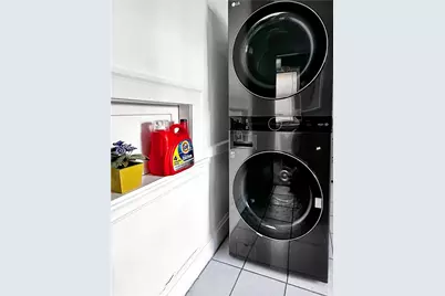 18 Adelphi Avenue, Providence, RI 02906 - Photo 12