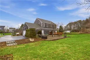 23 W Passage Dr, Portsmouth, RI 02871 - Photo 6