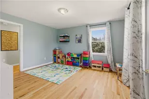 23 W Passage Dr, Portsmouth, RI 02871 - Photo 28