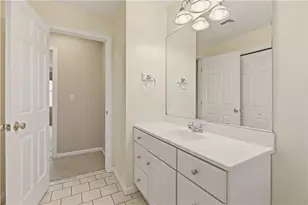 23 W Passage Dr, Portsmouth, RI 02871 - Photo 38