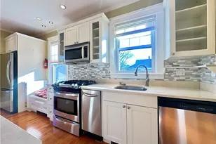 181 Cole Ave, Providence, RI 02906 - Photo 18