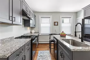 104 Tell St, Providence, RI 02909 - Photo 12