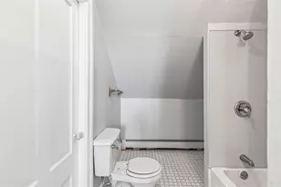 104 Tell St, Providence, RI 02909 - Photo 38