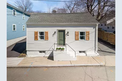 27 Padelford Street, Providence, RI 02906 - Photo 2