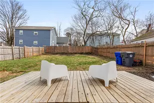 27 Padelford St, Providence, RI 02906 - Photo 34