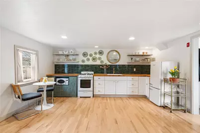 27 Padelford Street, Providence, RI 02906 - Photo 10