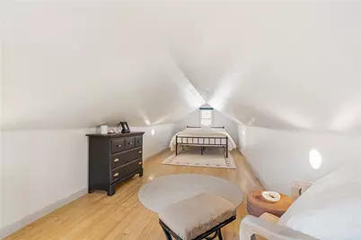 27 Padelford Street, Providence, RI 02906 - Photo 24