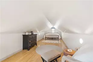 27 Padelford St, Providence, RI 02906 - Photo 24