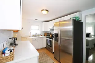 249 Tuckerman Ave, Middletown, RI 02842 - Photo 14