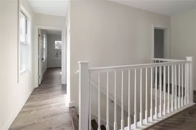 4 Clinton Avenue, Newport, RI 02840 - Photo 14