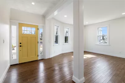 4 Clinton Avenue, Newport, RI 02840 - Photo 1