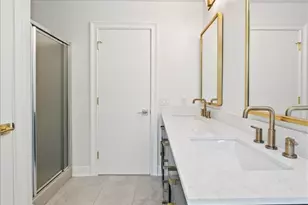 30 Dutchess Dr, Cranston, RI 02921 - Photo 32
