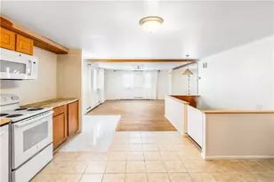 10 Potter Dr, Providence, RI 02907 - Photo 10