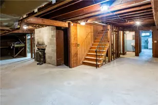 10 Potter Dr, Providence, RI 02907 - Photo 28