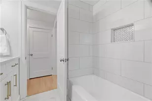 377 England St, Cumberland, RI 02864 - Photo 14