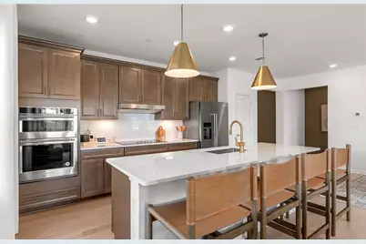 141 East Point Drive #113, East Providence, RI 02916 - Photo 1