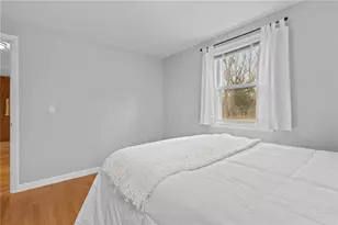 26 Ellison St, Cranston, RI 02920 - Photo 14