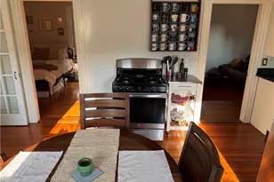 37 Evergreen St, Providence, RI 02906 - Photo 10