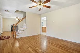 138 Dover Ln, Richmond, RI 02812 - Photo 10